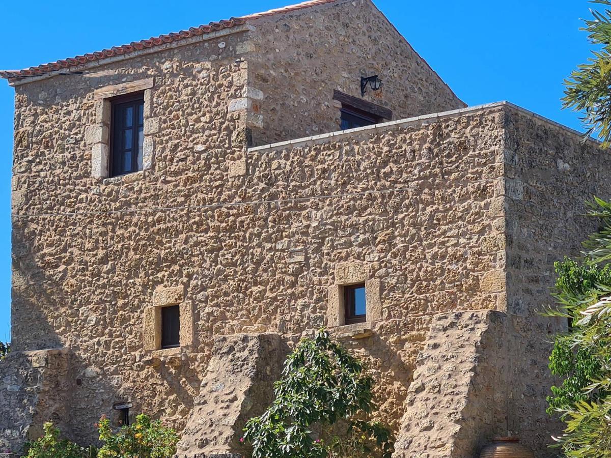 Pyrgos 1869 Villa Gythio Buitenkant foto