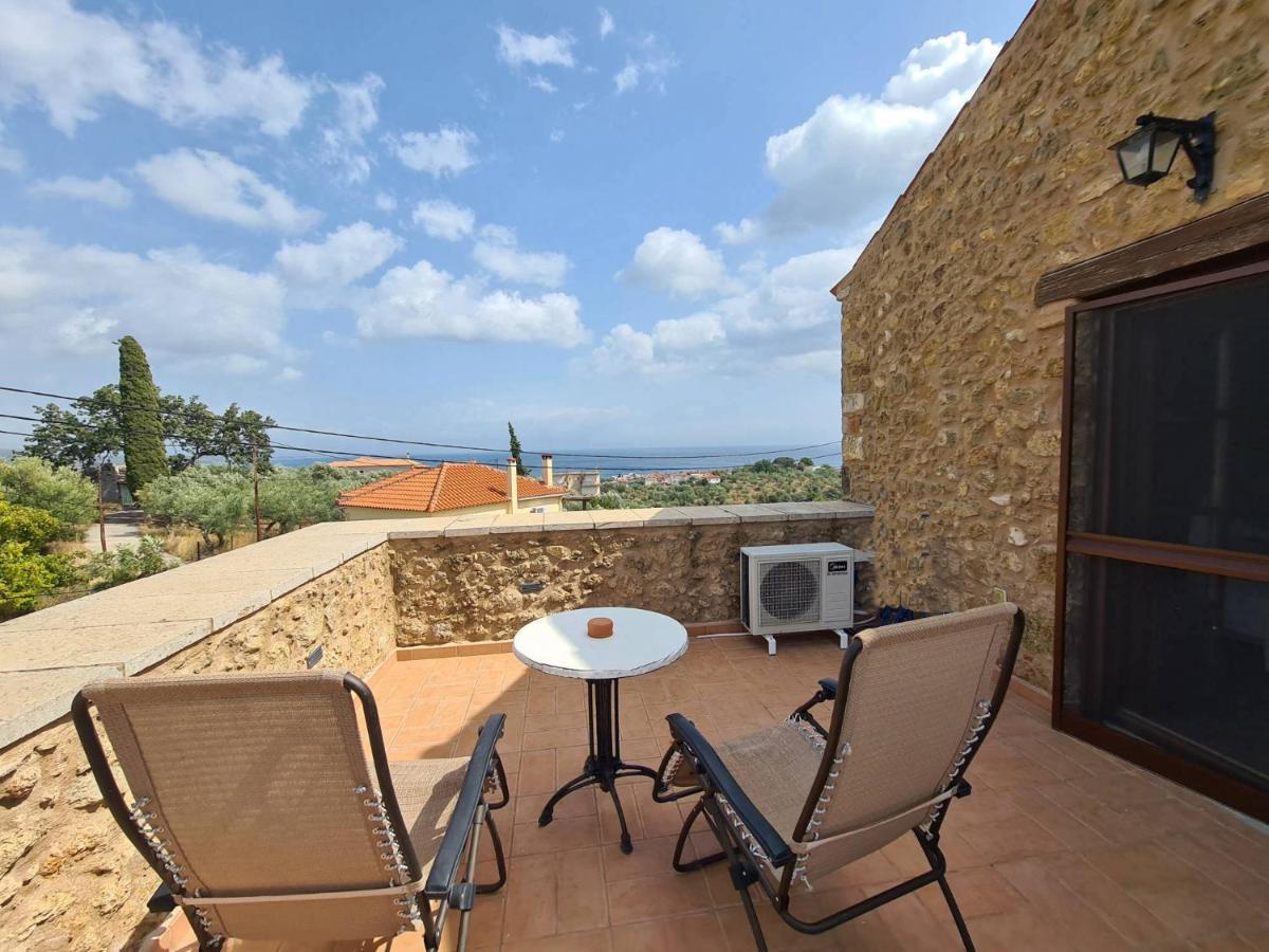 Pyrgos 1869 Villa Gythio Buitenkant foto