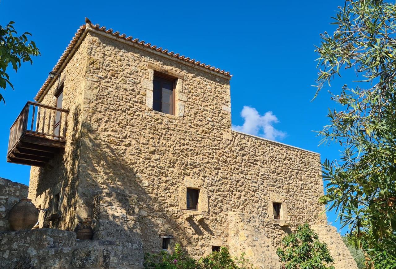 Pyrgos 1869 Villa Gythio Buitenkant foto