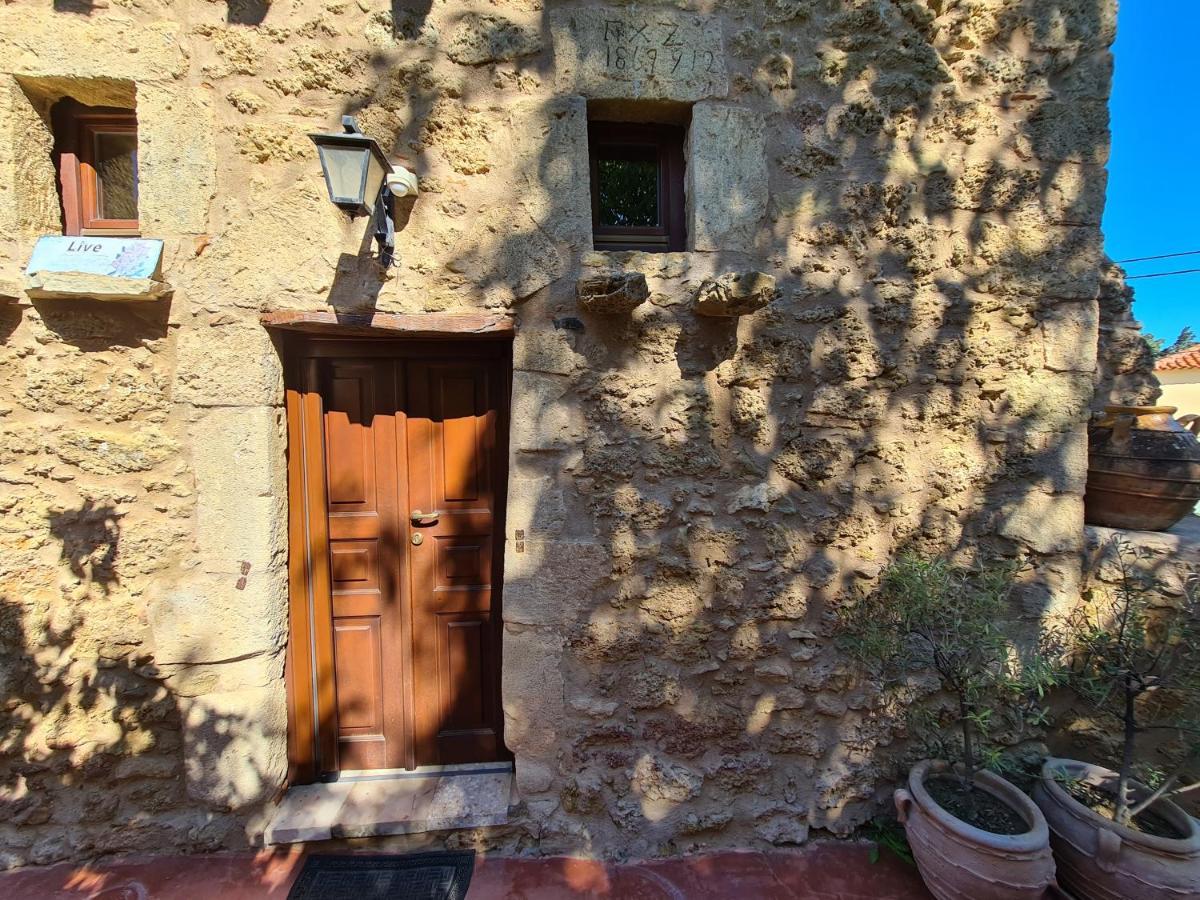 Pyrgos 1869 Villa Gythio Buitenkant foto